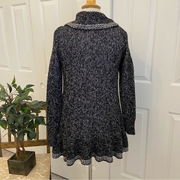 Cascading Cardigan Black White, SO SOFT - Picture 10 of 13